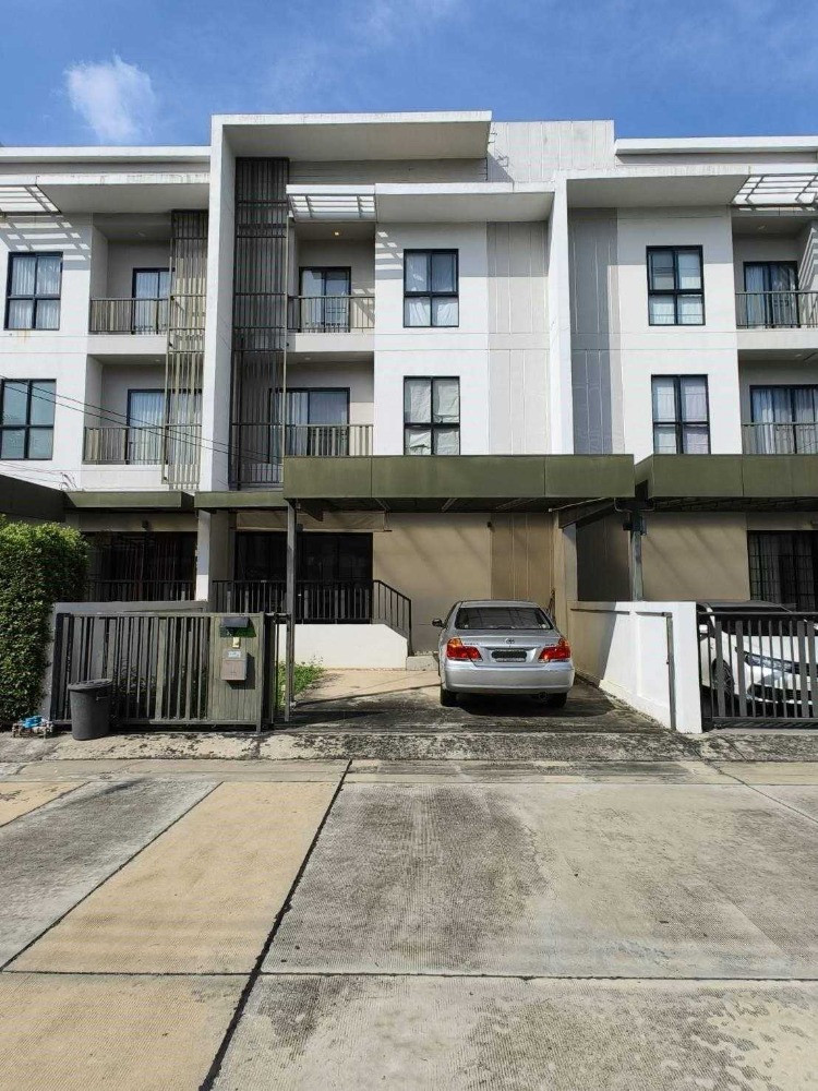 For SaleTownhouseMin Buri, Romklao : Townhouse for sale, Village Villa Albello Rama 9 - Srinakarin, 155.06 sq m.