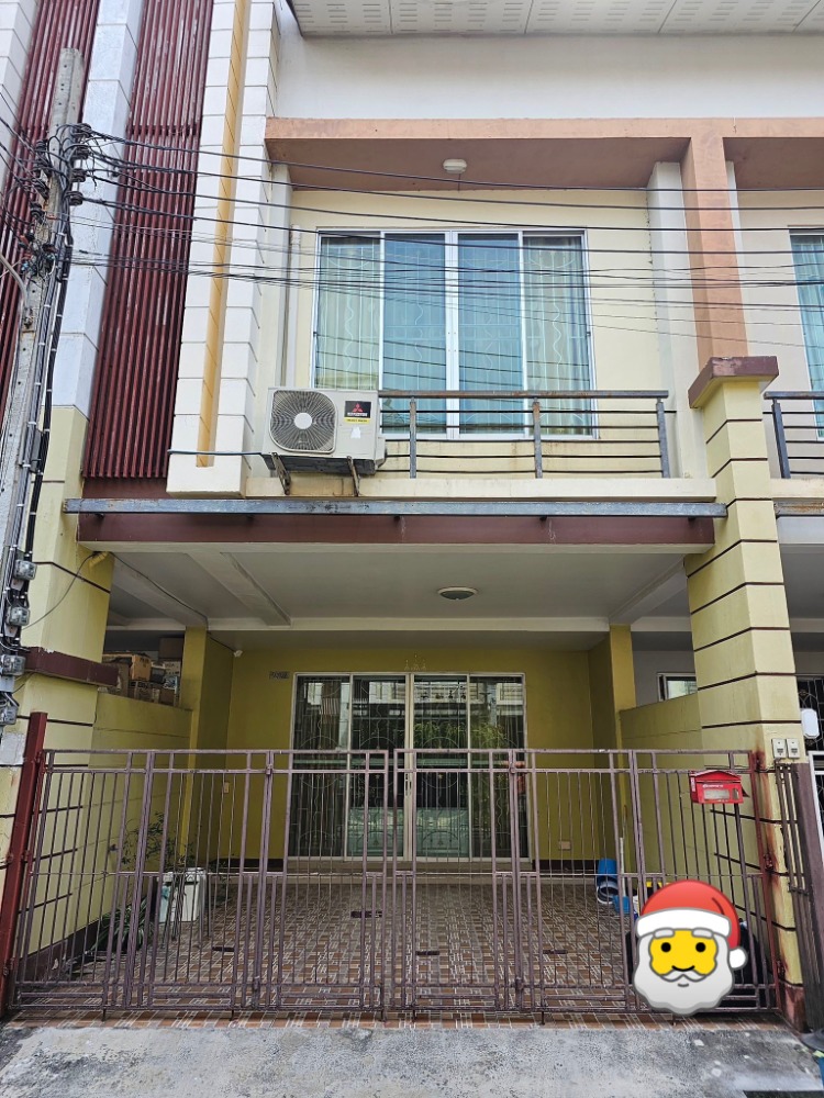 For RentTownhouseMin Buri, Romklao : 🏡Townhouse for rent, 2 floors, RK Office Village, Suwinthawong, 3 bedrooms, 2 bathrooms, the project is located on the main road, convenient to travel, near the Airport Link, Lat Krabang.