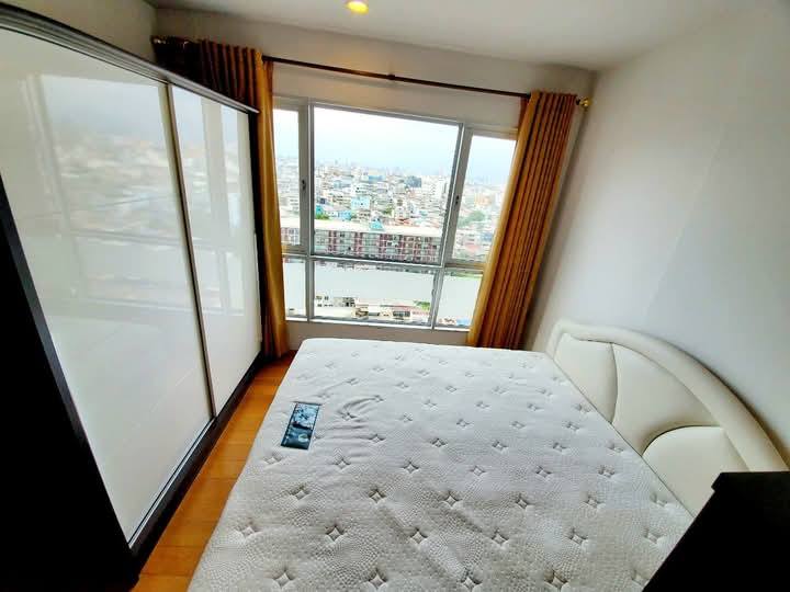 For RentCondoWongwianyai, Charoennakor : For rent: Hive Taksin, nice room, 16th floor