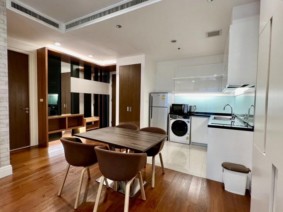 For RentCondoSukhumvit, Asoke, Thonglor : Condo for rent Bright Sukhumvit 24, good location, near BTS (size 67.44 sq m) 1Bed 1Bath floor 10th Fully furnished, ready to move in, rent 55,000/month ✅ 𝐋𝐢𝐧𝐞: @𝐬𝐚𝐧𝐡𝐚𝐩𝐫𝐨𝐩𝐞𝐫𝐭𝐲