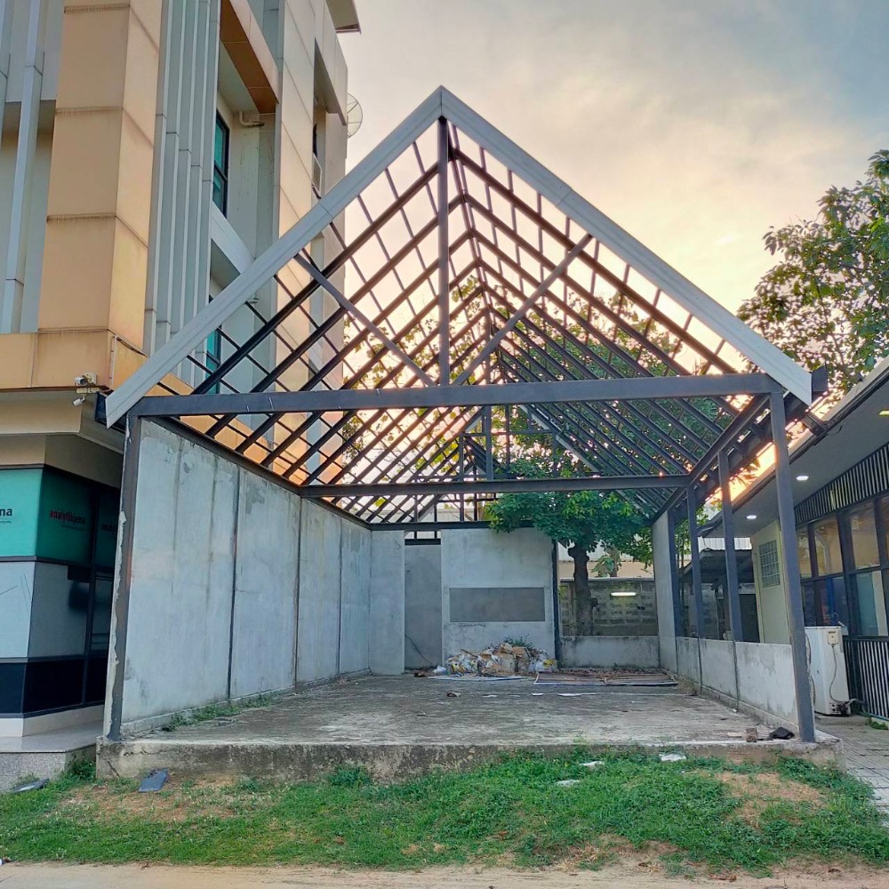 For RentLandChaengwatana, Muangthong : ✨ Space for rent with structure, on the main road @ Pak Kret, Nonthaburi