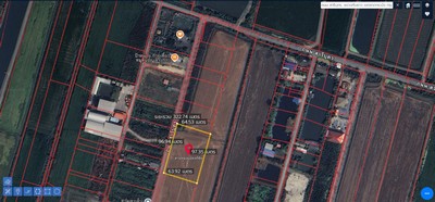 For SaleLandLadkrabang, Suwannaphum Airport : Land for sale on Saribut-Khlong Mon Road (area 4 rai, total price 32,000,000 baht), Thap Yao Subdistrict, Lat Krabang District, Bangkok