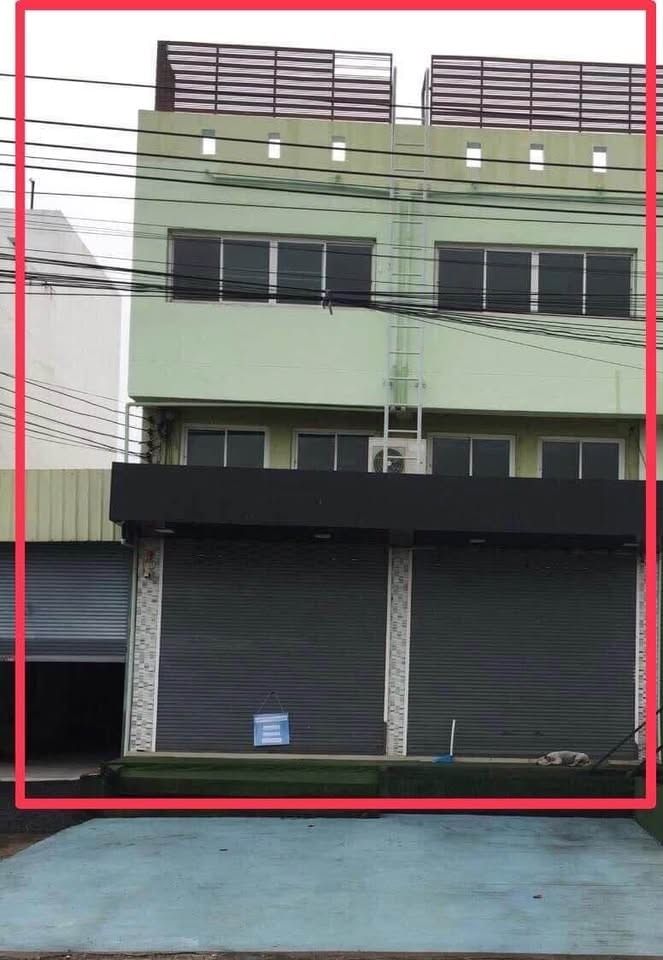 For RentHome OfficeSamut Prakan,Samrong : Office home/commercial building for rent /with small warehouse  #Kingkaew #Bang Phli Yai