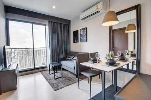 For RentCondoRama9, Petchburi, RCA : Condo for rent Rhythm Asoke 42 sq m. near MRT Rama 9