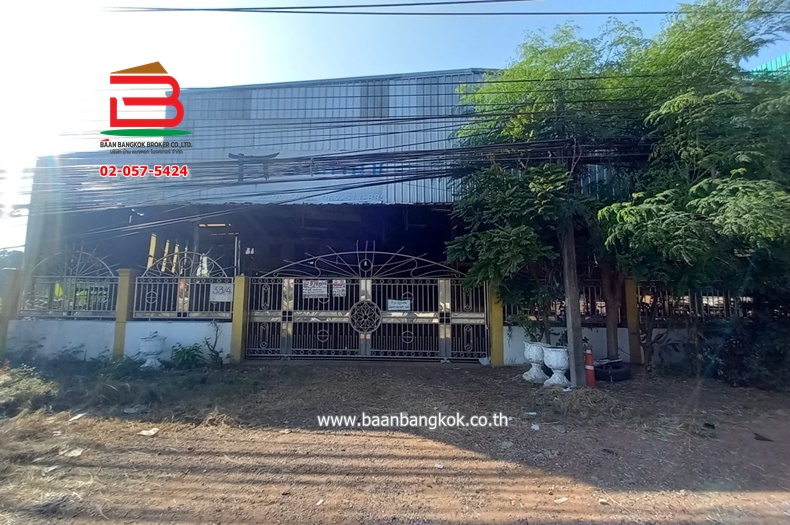 For SaleLandMin Buri, Romklao : Land + warehouse, Soi Suwinthawong 30/2, corner plot, area 245 sq m., Suwinthawong Road, Saen Saep Subdistrict, Min Buri District, Bangkok