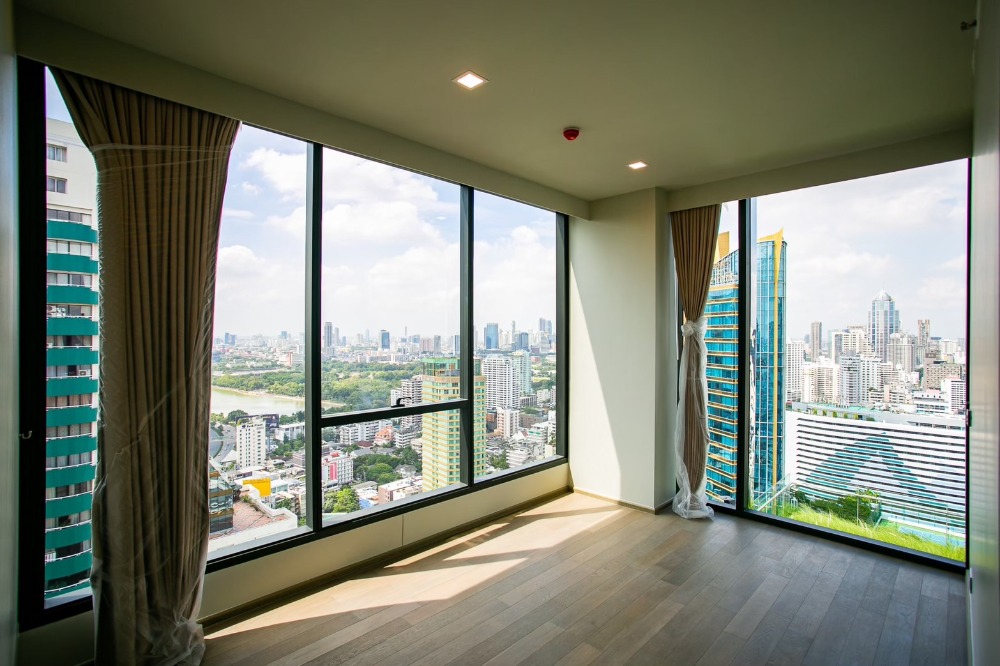 For RentCondoSukhumvit, Asoke, Thonglor : Celes Asoke / 3 bedrooms, 3 bathrooms, 140 sq m. Call 0937890899