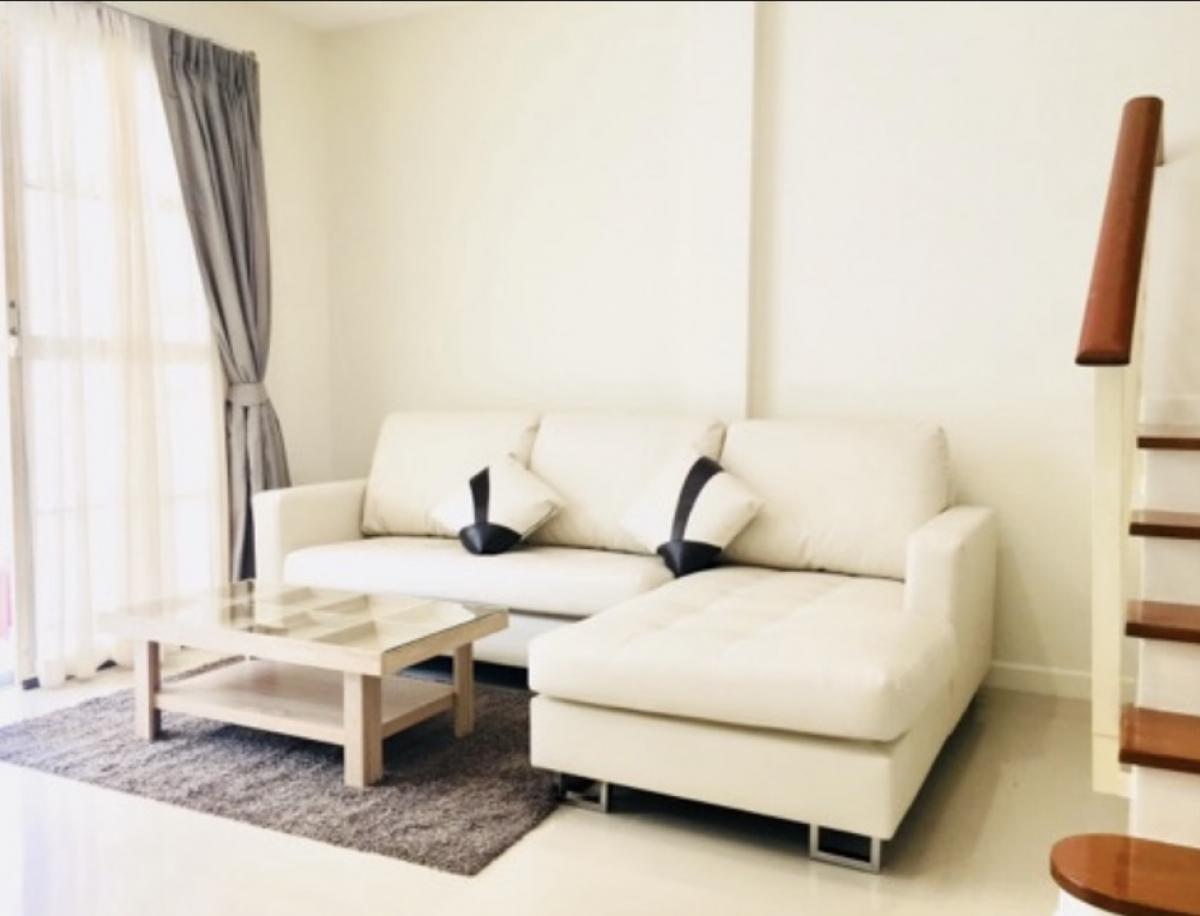 For RentHome OfficePattanakan, Srinakarin : Home office for rent, Baan Klang Muang, Srinakarin urbanion, near Paradise Mall, 3 bedrooms, 3.5 bathrooms, fully furnished, ready to move in