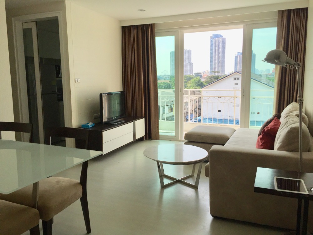 For RentCondoWongwianyai, Charoennakor : Condo for rent, Low Rise, 8 floors, The Bangkok Sathorn-Taksin, near BTS Krung Thon Buri