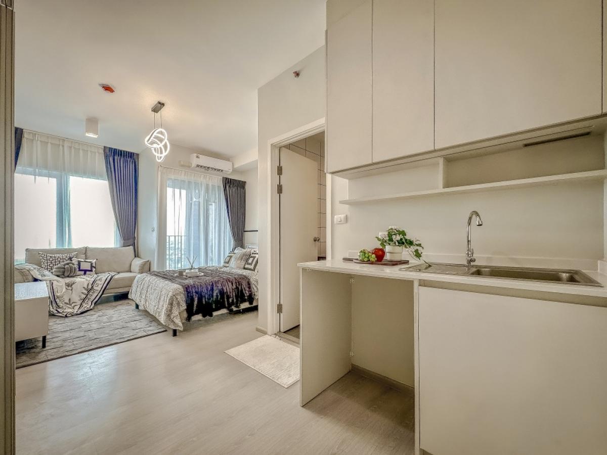 For SaleCondoRatchadapisek, Huaikwang, Suttisan : Urgent sale, in the heart of Ratchada-Huai Khwang, Chapter One Eco Ratchada-Huai Khwang, beautifully decorated, ready to move in or invest immediately.