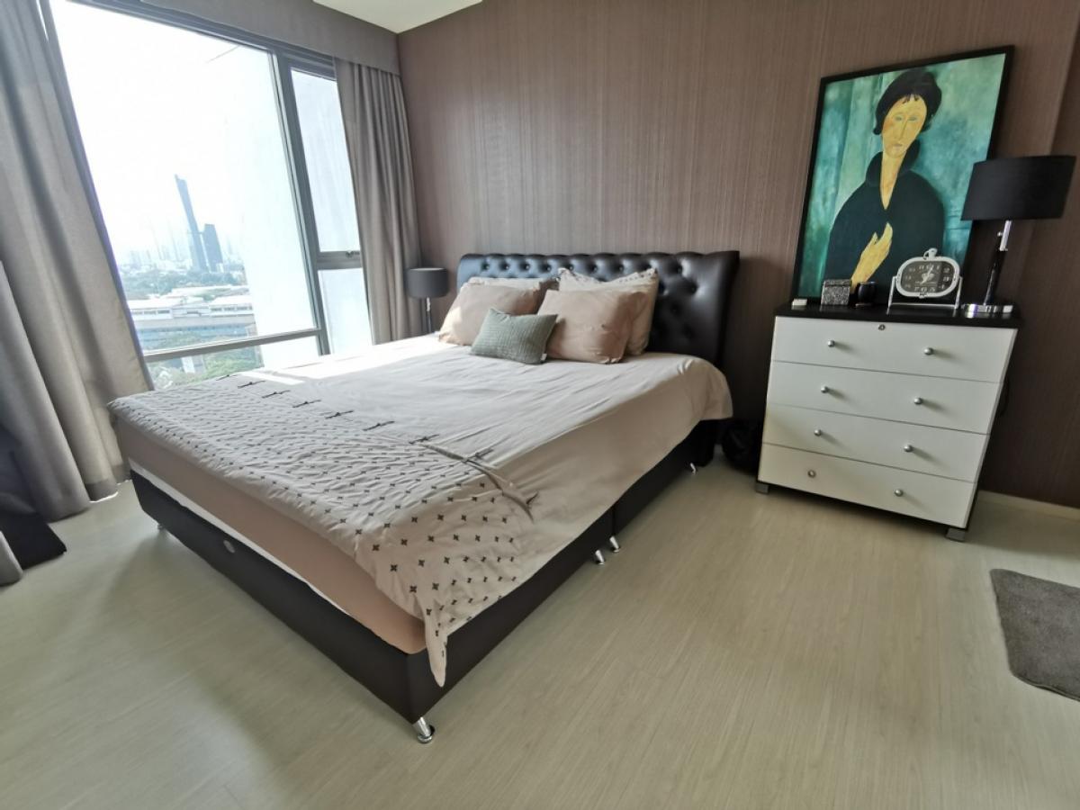 For RentCondoSukhumvit, Asoke, Thonglor : Condo for rent Rhythm Sukhumvit 42 near BTS Ekkamai 1 Bedroom Size 50 SQM