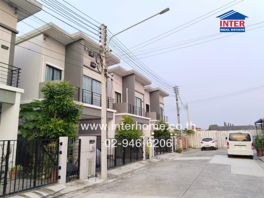 For SaleTownhouseNakhon Pathom : 2-storey townhouse, 27.5 sq.w., The Plant & Natura Trend Village, Pinklao-Sai 5, Soi Wat Rai Khing 42, Phutthamonthon Sai 5 Road, Rai Khing-Don Wai Road, Sam Phran, Nakhon Pathom