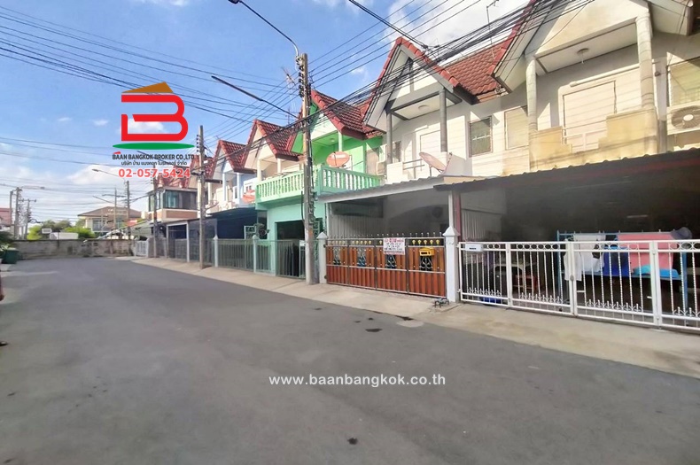 For RentTownhouseNawamin, Ramindra : Townhouse for rent, Nattakan Village 3, area 25.1 sq m, Soi Phahonyothin 52, Intersection 11-1, Phahonyothin Road, Khlong Thanon Subdistrict, Sai Mai District, Bangkok