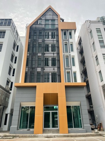 For RentShophousePinklao, Charansanitwong : RF110 Building for rent, Phongsirichai Project, Soi Borommaratchachonnani 15, 8-storey office, usable area 1,155 square meters, behind Central Pinklao