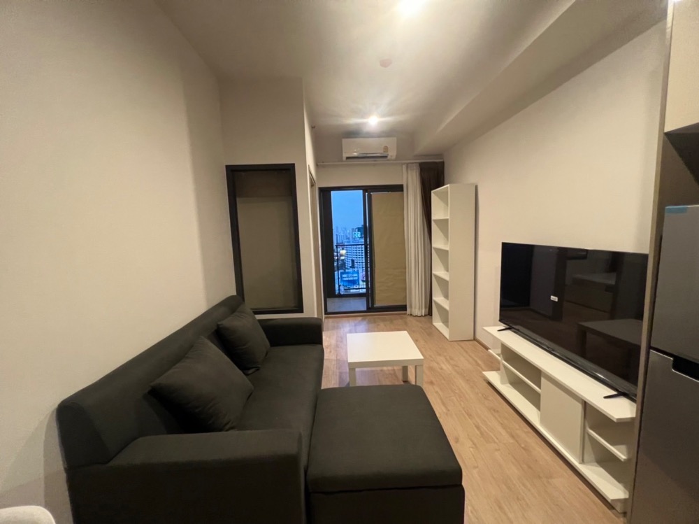 For RentCondoRama9, Petchburi, RCA : Condo for rent Ideo Rama 9-Asoke, new condo, fully furnished, ready to move in, near MRT Rama 9, convenient transportation!!