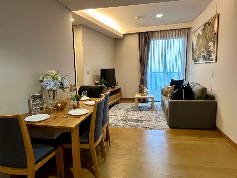 For RentCondoSukhumvit, Asoke, Thonglor : For rent: The Lumpini24 (2bed/2bath 56 sq m.) Very beautiful room, new condition, open view, price only 50,000. Tel. 0806265693 Khun Bam