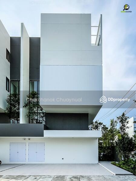 For RentHome OfficeVipawadee, Don Mueang, Lak Si : Home Office Don Mueang Arkin Vibhavadi, usable area almost 300 sq m., 3 bedrooms, 4 bathrooms, 3 parking spaces