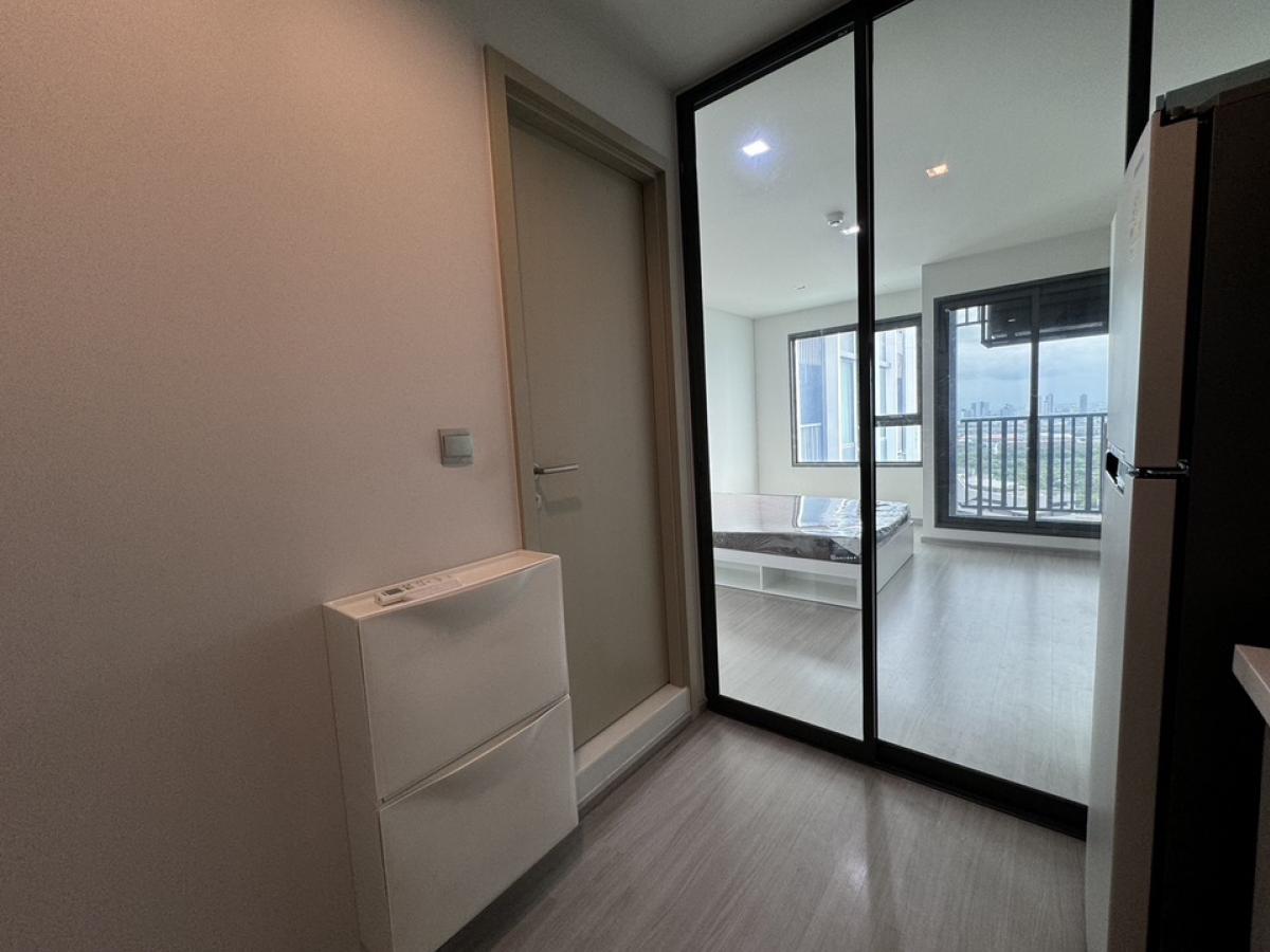 For RentCondoLadprao, Central Ladprao : Condo for rent, next to BTS Ha Yaek Lat Phrao 💕 Life Ladprao (Life Ladprao) Brand new room, never rented out, 29 sq m. Interested, call 099-263-6615 or 085-554-9989