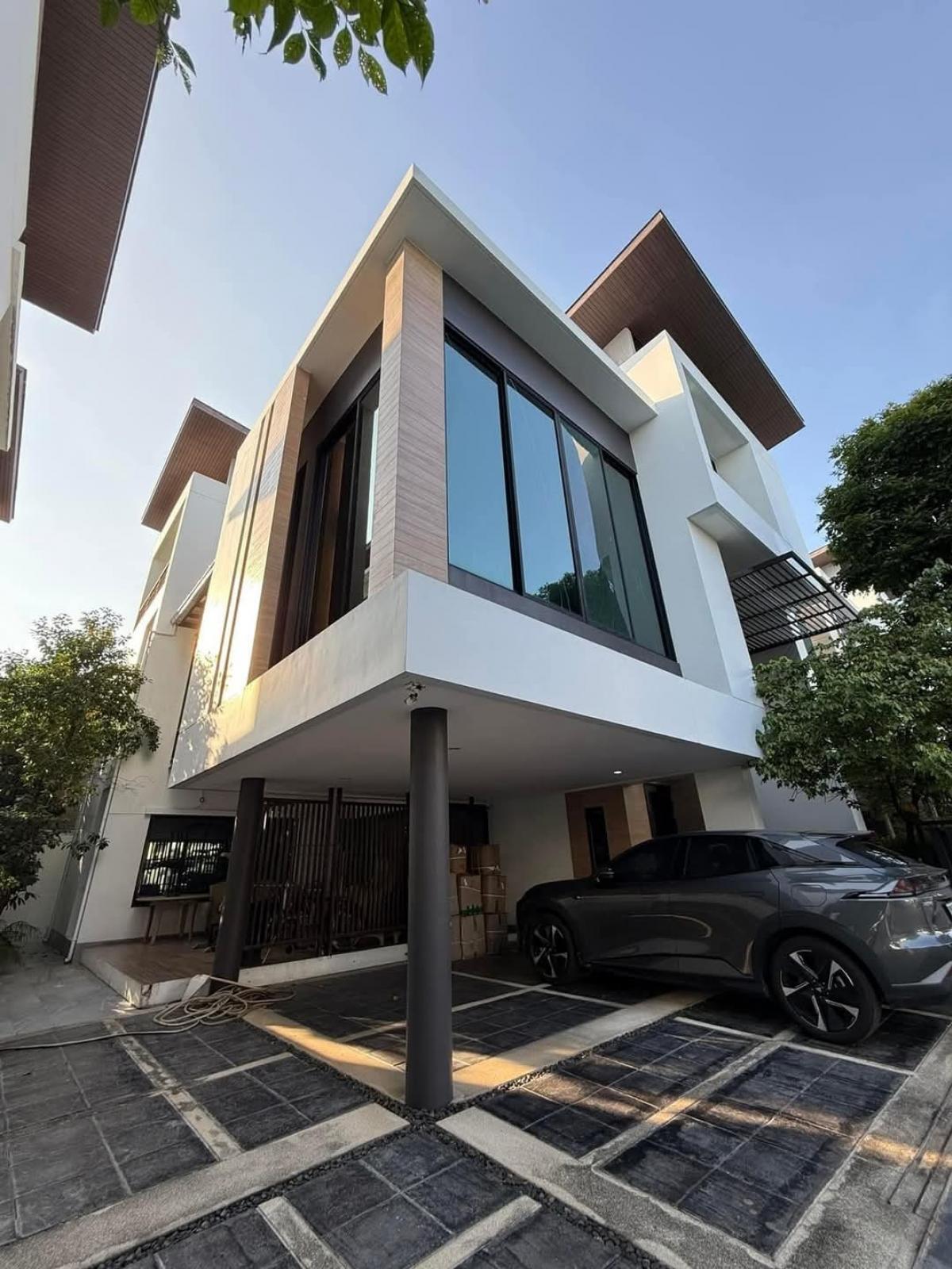 For RentHouseKaset Nawamin,Ladplakao : Luxury house in the middle of the city, Kaset Nawamin Nirvana Beyond kaset navamin