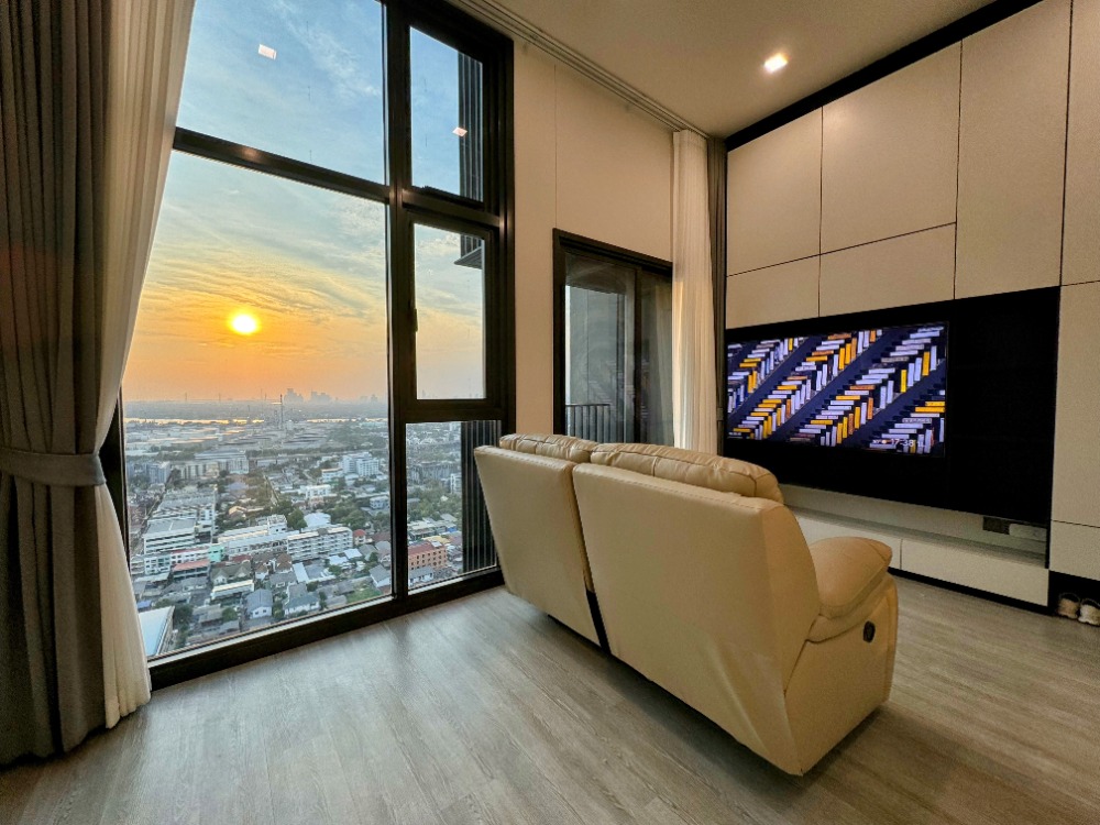 For RentCondoOnnut, Udomsuk : For Rent!! The Line Sukhumvit 101 | Luxury Condo on Sukhumvit Road, 250m from BTS | Corner Unit, High Ceiling, 27th Floor with Stunning River View, Fully Furnished!