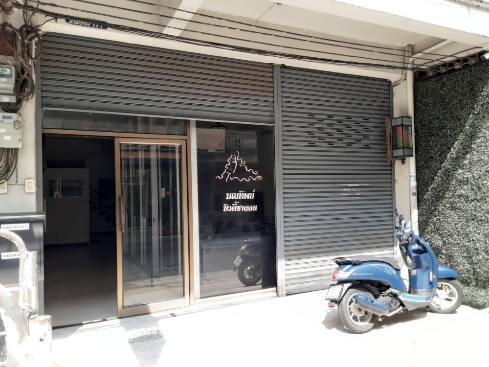 For RentHome OfficeRamkhamhaeng, Hua Mak : Office for rent or warehouse