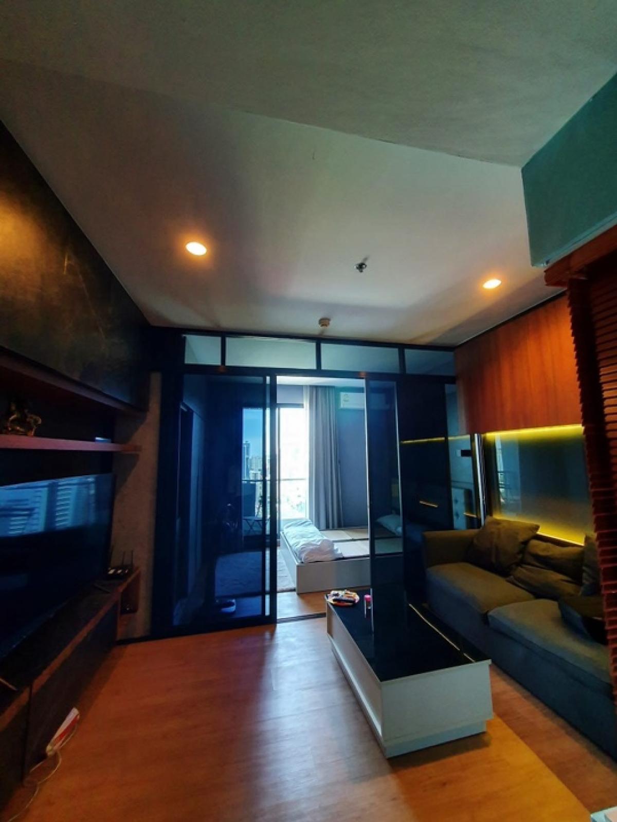 ให้เช่าคอนโดสุขุมวิท อโศก ทองหล่อ : Supalai premeir asoke /34 sqm/30fl./18000