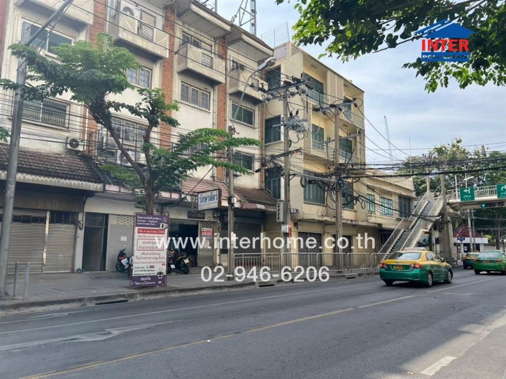 For SaleShophouseRama 8, Samsen, Ratchawat : Commercial building, 5 floors, 17 sq m. Commercial building, Samsen Road, near Rajini School, Samsen Road, Amnuaysongkhram Road, Dusit District, Bangkok