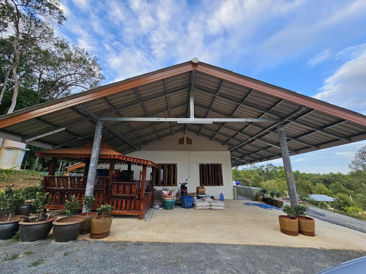 For SaleLandChanthaburi : Durian orchard for sale with house, Khlung District, Chanthaburi. Ready to harvest.