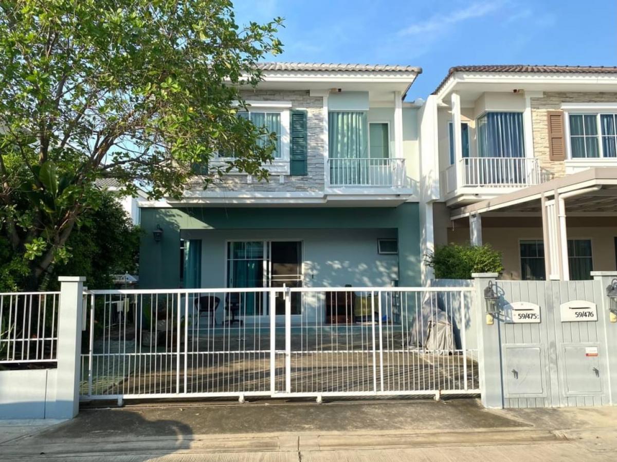 For SaleHousePhutthamonthon, Salaya : For sale: Villaggio Pinklao Salaya semi-detached house