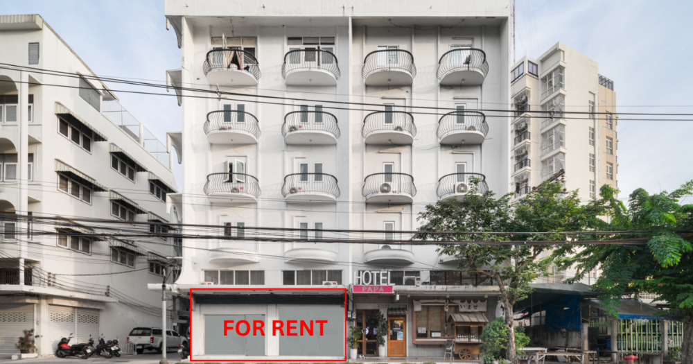 For RentShophousePinklao, Charansanitwong : Space for rent, coffee shop, restaurant, on the main road, corner room, entrance to Soi Arun Amarin 26