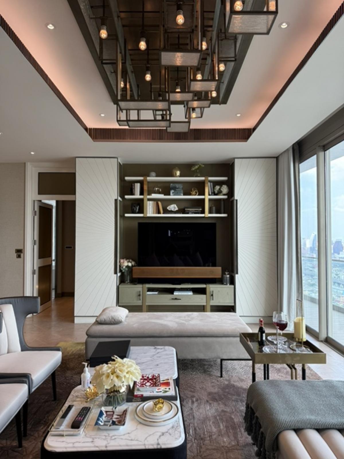 ให้เช่าคอนโดวงเวียนใหญ่ เจริญนคร : The Residences at Mandarin Oriental Bangkok For rent!