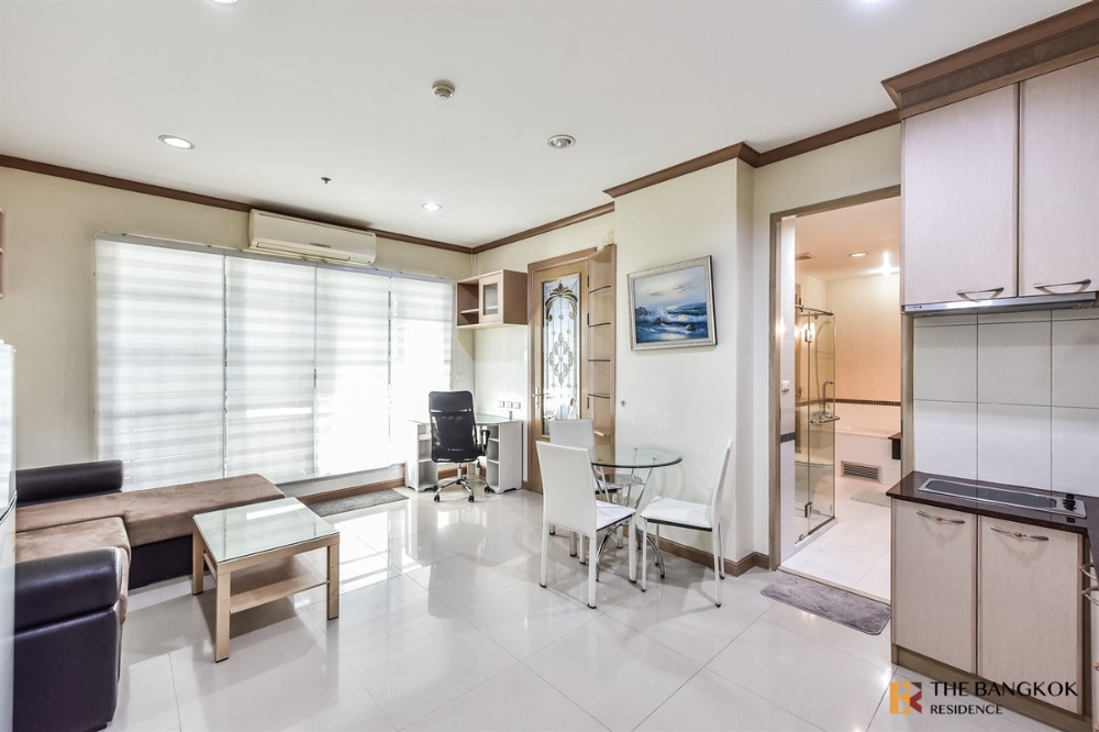 For RentCondoRatchathewi,Phayathai : Urgently for rent, very cheap, condo next to BTS Ratchathewi, Baan Klang Krung Siam Rachathewi, 1 bedroom, 1 bathroom, size 55 sq m., only 25K/Month