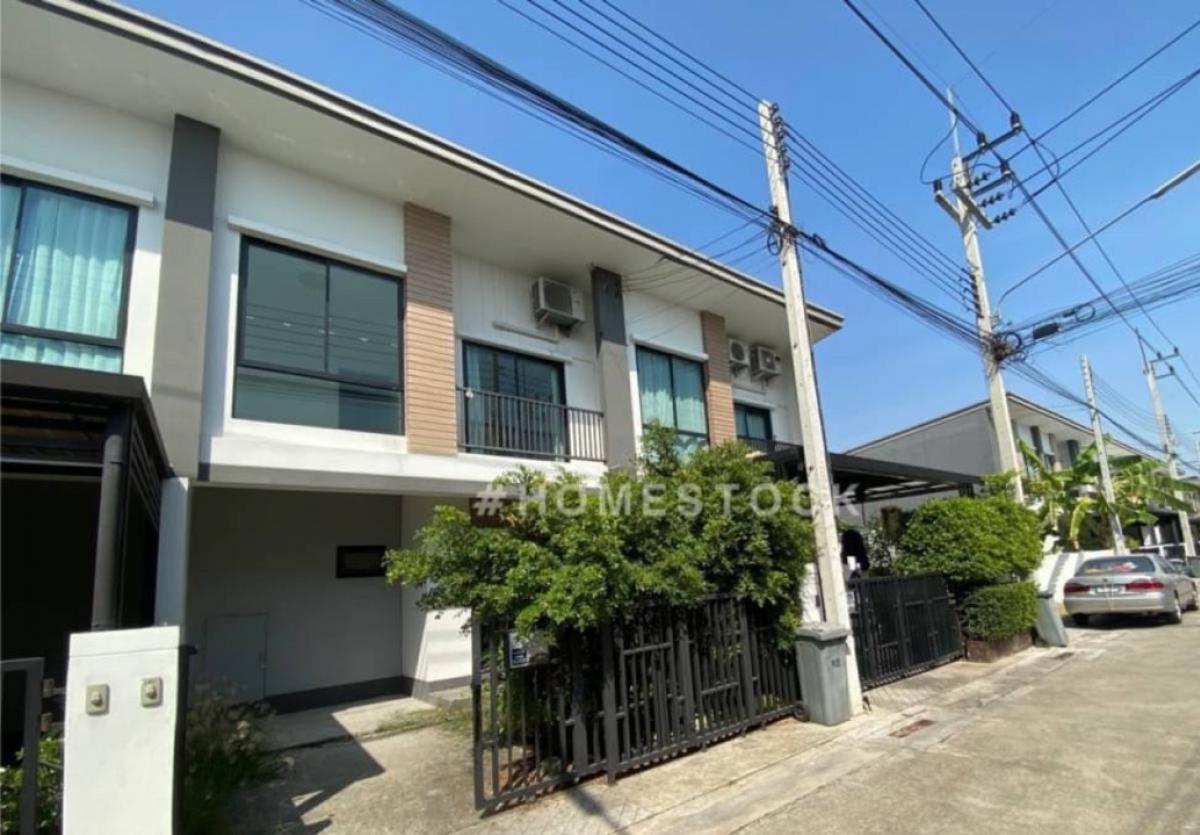 For RentTownhousePathum Thani,Rangsit, Thammasat : 12,000.- Townhome, Unio Town Village, Lam Luk Ka Khlong 4, near AC Market, school, many markets, lots of food.