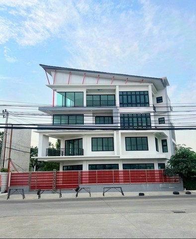 For RentShophouseRama5, Ratchapruek, Bangkruai : RF111 Office for rent, 5 floors, usable area 879 sq m., 5 parking spaces, with passenger lift, near Bang Bamru Railway Station, Bang Kruai Hospital