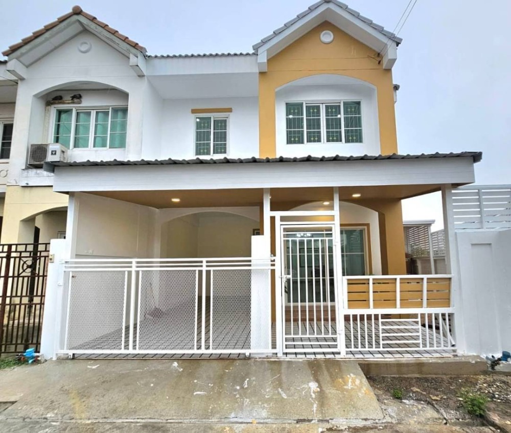 For SaleTownhouseNonthaburi, Bang Yai, Bangbuathong : House for sale, furniture included