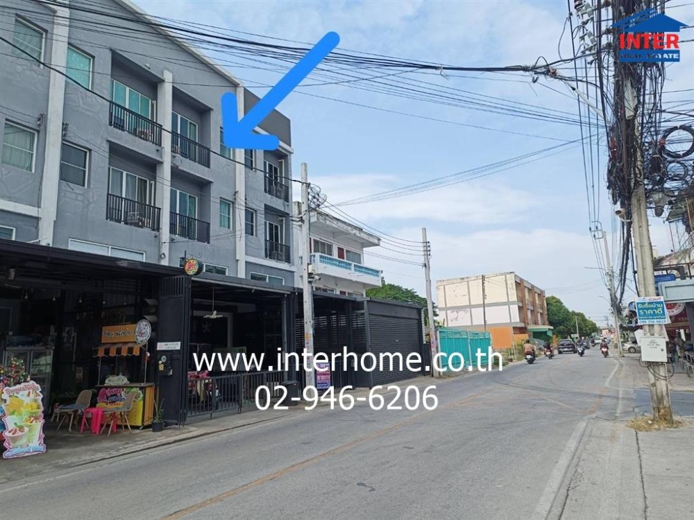 For SaleShophouseRama5, Ratchapruek, Bangkruai : Commercial building 3.5 floors, 20.4 sq m. Mind Pinklao-Charan, Soi Bang Kruai-Sai Noi 17, Bang Kruai-Sai Noi 17 Road, Bang Kruai, Nonthaburi