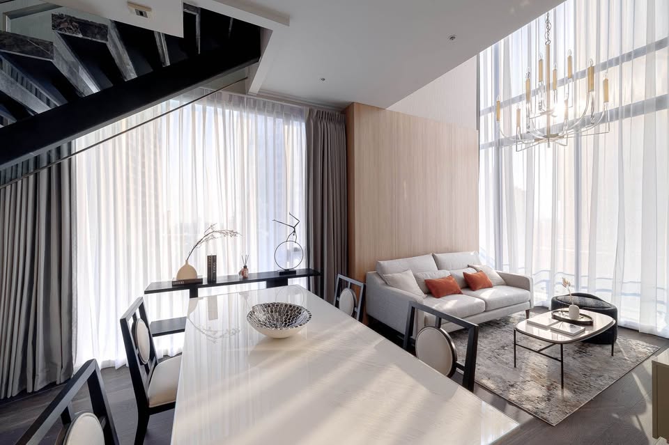 ให้เช่าคอนโดสุขุมวิท อโศก ทองหล่อ : 🏡Luxury Duplex 2 Bedroom Unit For RENT @Laviq Sukhumvit 57 🏡