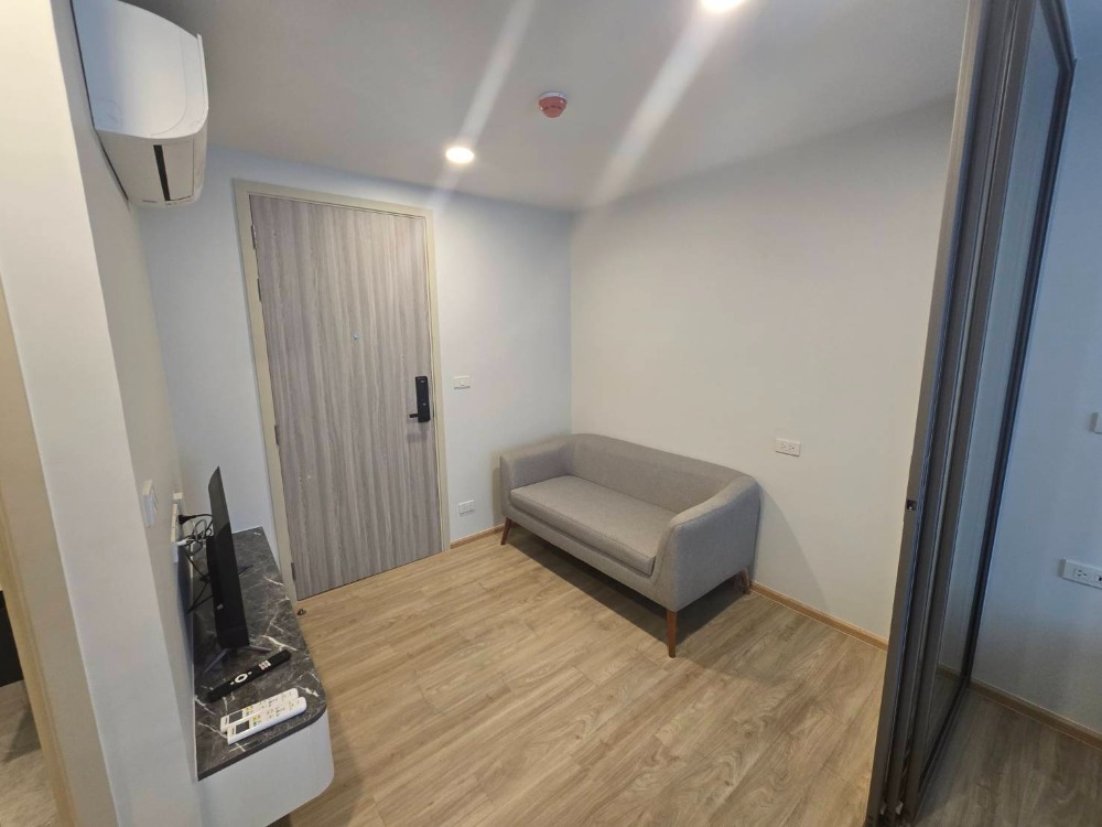 For RentCondoOnnut, Udomsuk : BTS Punnawithi 1.9 km. Shuttle bus  Price 12,000 Baht Condo ESQUE Sukhumvit 101/1 ( Rental )