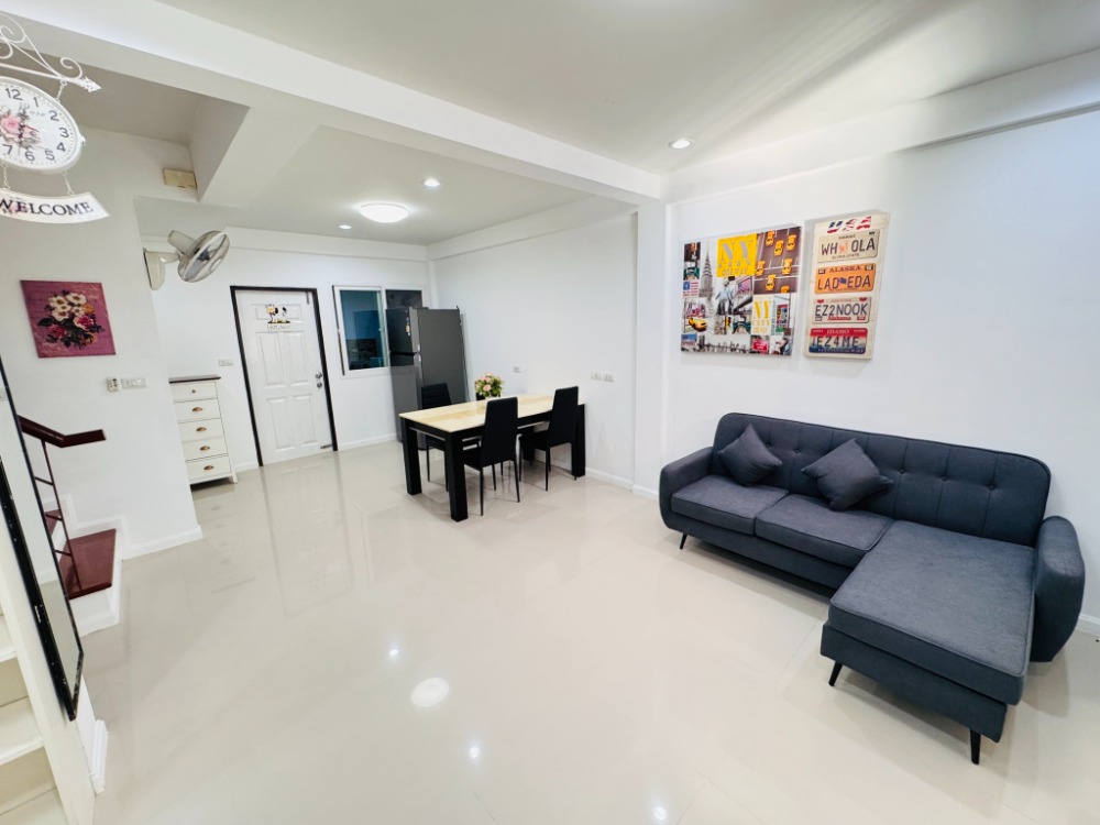 For RentHouseVipawadee, Don Mueang, Lak Si : Townhouse for rent, 3 bedrooms, Chang-Uat Uthit 5