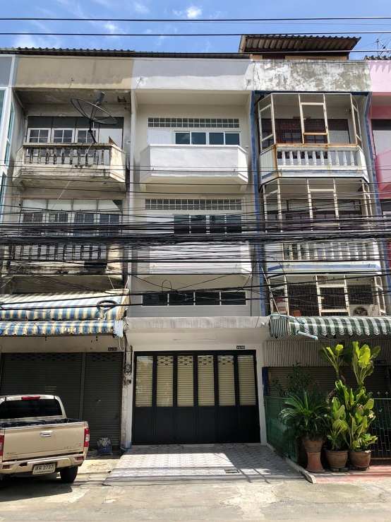 For SaleShophouseVipawadee, Don Mueang, Lak Si : Commercial building for sale, 3.5 floors, newly renovated, near Lak Si BTS and IT Square