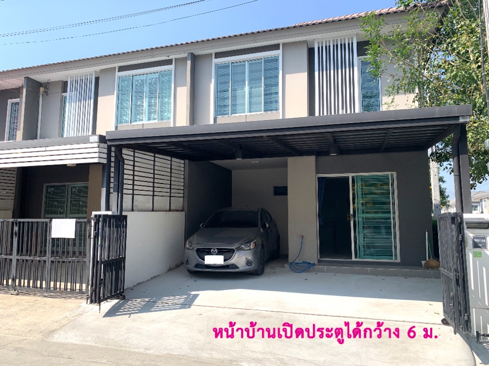 For RentTownhousePathum Thani,Rangsit, Thammasat : Townhouse for rent, 3 bedrooms, 2 bathrooms, Soi Workpoint, Rangsit