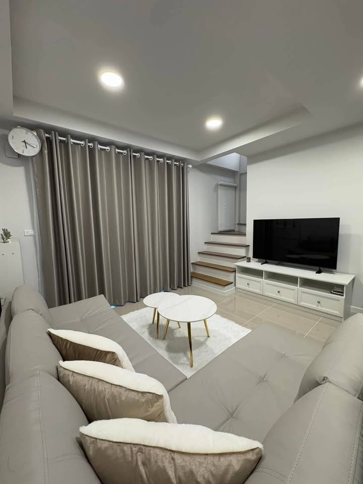 For RentTownhouseOnnut, Udomsuk : 🏡 For rent, 3-storey townhouse, Soi On Nut 46 🎉 Near the Yellow Line, Srinakarin, and the Green Line, On Nut, complete with furniture and appliances, ready to move in ✅✅