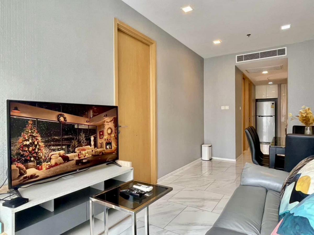 For SaleCondoNana, North Nana,Sukhumvit13, Soi Nana : 🏙️ For Sale: HYDE Sukhumvit 11 – Luxury Condo in the Heart of Bangkok with Tenant, Generating Steady Income of 50,000 THB/Month (Yield 6%)