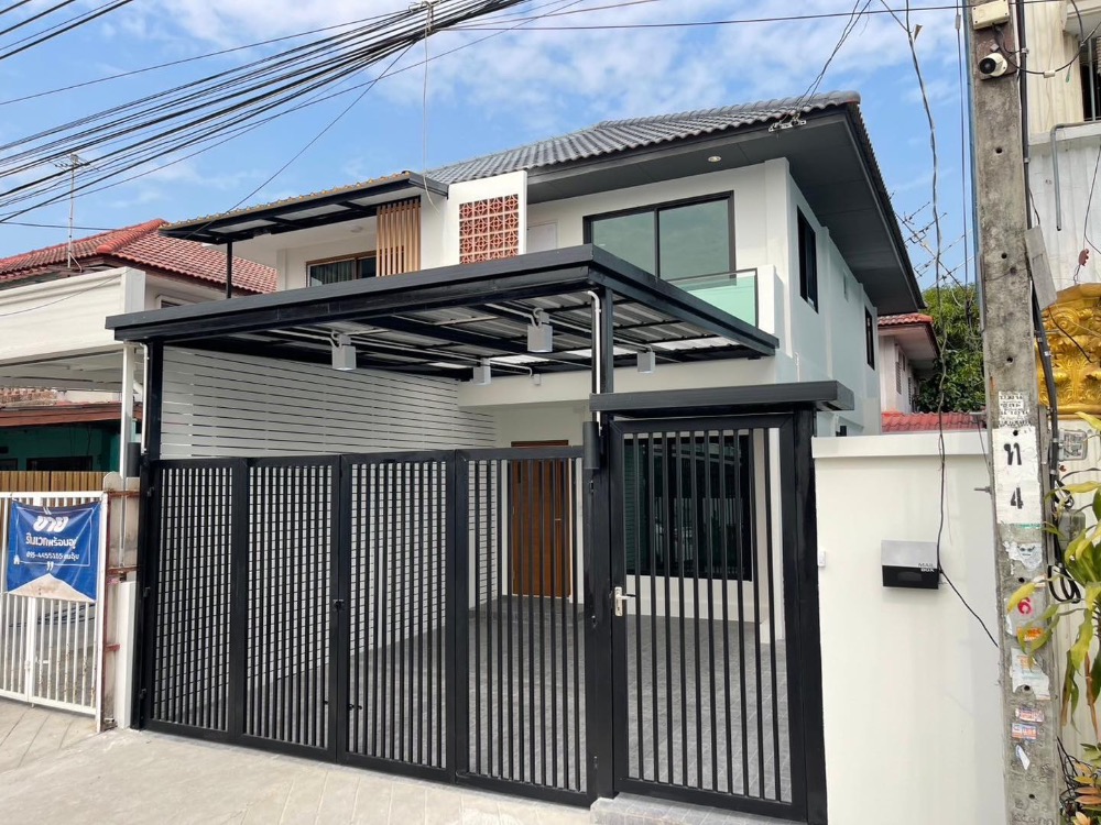 For SaleHouseBang kae, Phetkasem : 🏡 2-storey twin house, Phra Pin Village 4, Petchkasem 81, the front of the house faces south, receives cool breeze all day [S2501-014]