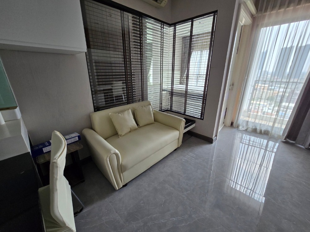 ขายคอนโดวงเวียนใหญ่ เจริญนคร : Urbano Absolute Sathon - Taksin / 1 Bedroom (FOR SALE), เออร์บาโน่ แอบโซลูท สาทร - ตากสิน / 1 ห้องนอน (ขาย) DO526