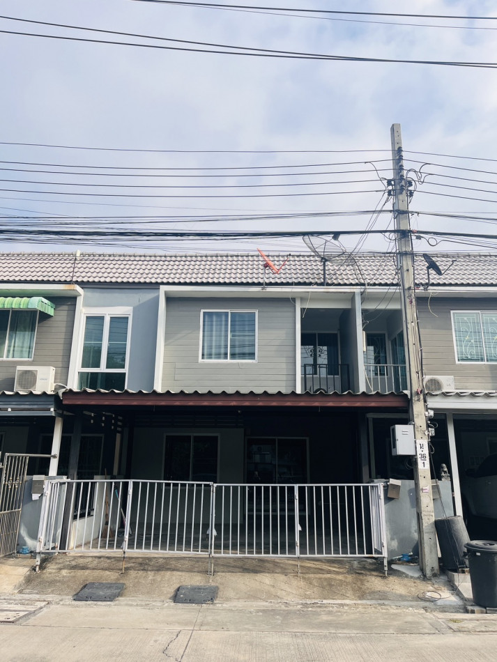 For RentTownhouseNonthaburi, Bang Yai, Bangbuathong : Townhouse for rent, Ariya The Color Tiwanon, near Tiwanon Road