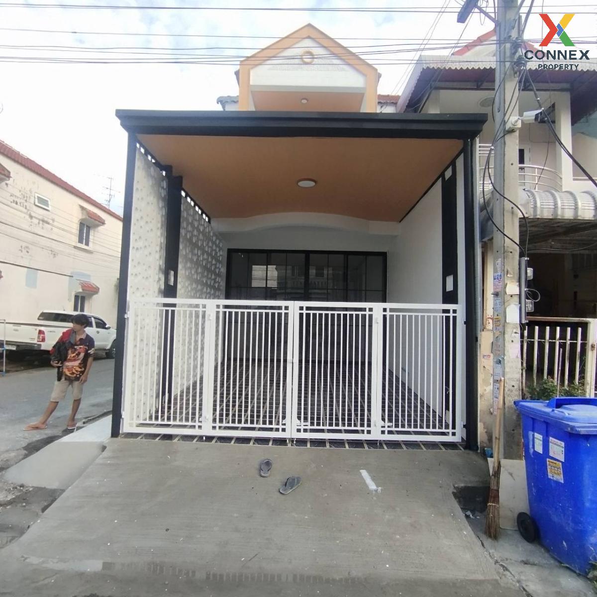 For SaleTownhouseSamut Prakan,Samrong : For Sale Townhouse/Townhome  , Baan Fueng Fah Villa 12 , newly renovated , Thepharak , Mueang Samut Prakan , Samut Prakarn , CX-113014