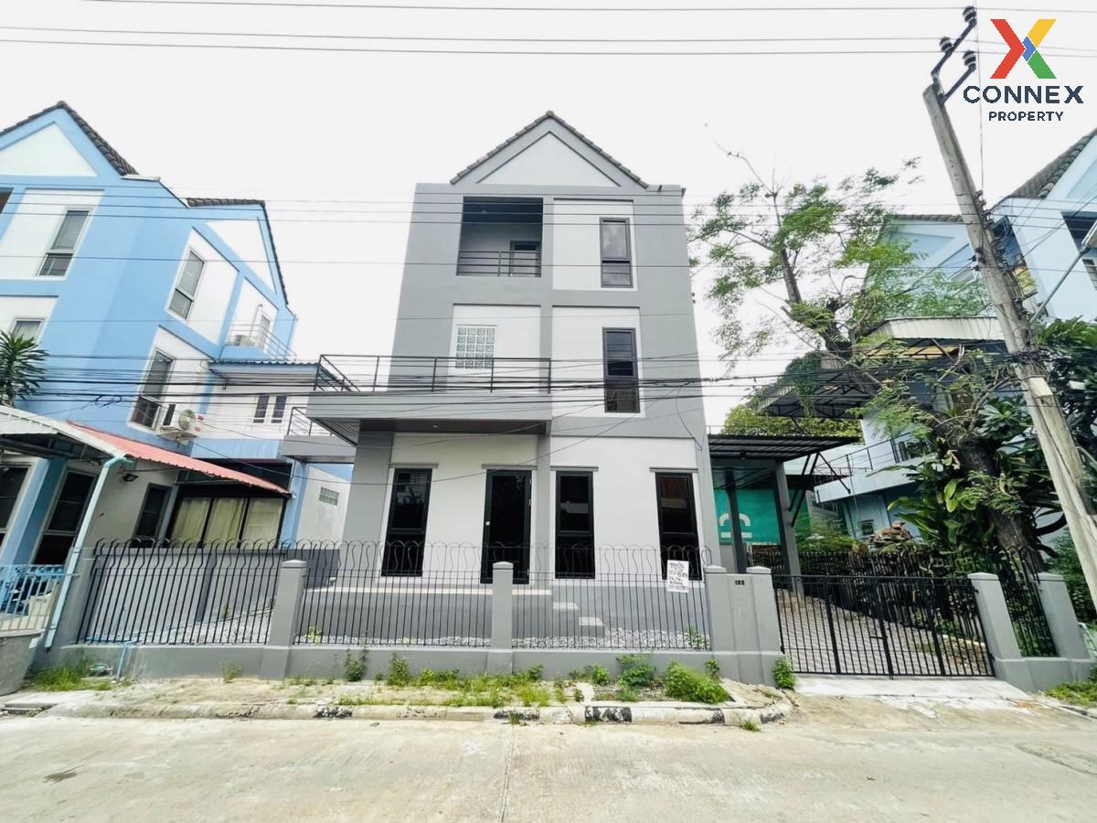 For SaleTownhouseLadkrabang, Suwannaphum Airport : For Sale Townhouse/Townhome  , Baan Saeng Arun , newly renovated , Dok Mai , Prawet , Bangkok , CX-112710