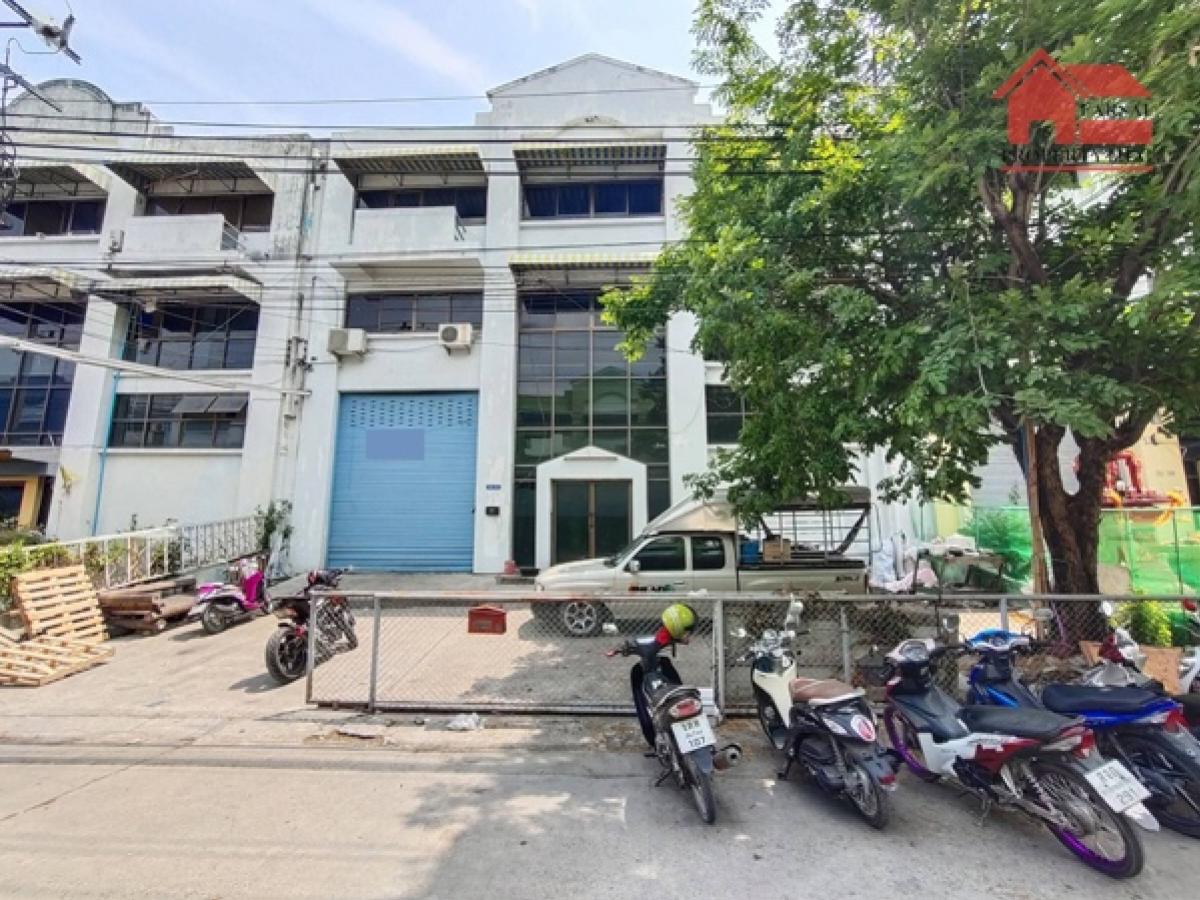 For RentFactoryBangna, Bearing, Lasalle : Factory-warehouse for rent, area 300 sq.w., 750 sq.m., 3-storey office, water and electricity 400 amps, Bangna-Trad Road, km. 24, Muang Mai Bang Phli, rental price 70,000 baht/month