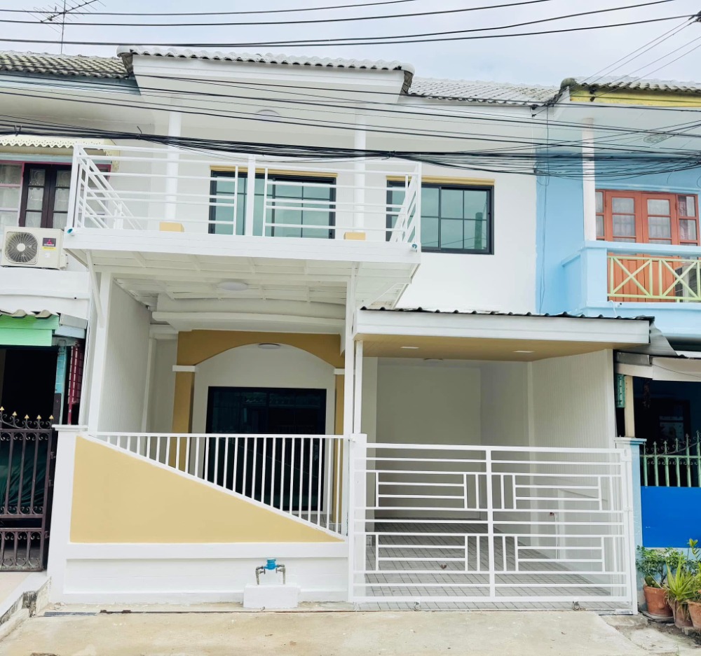 For SaleTownhouseNonthaburi, Bang Yai, Bangbuathong : Beautiful house near famous shopping mall