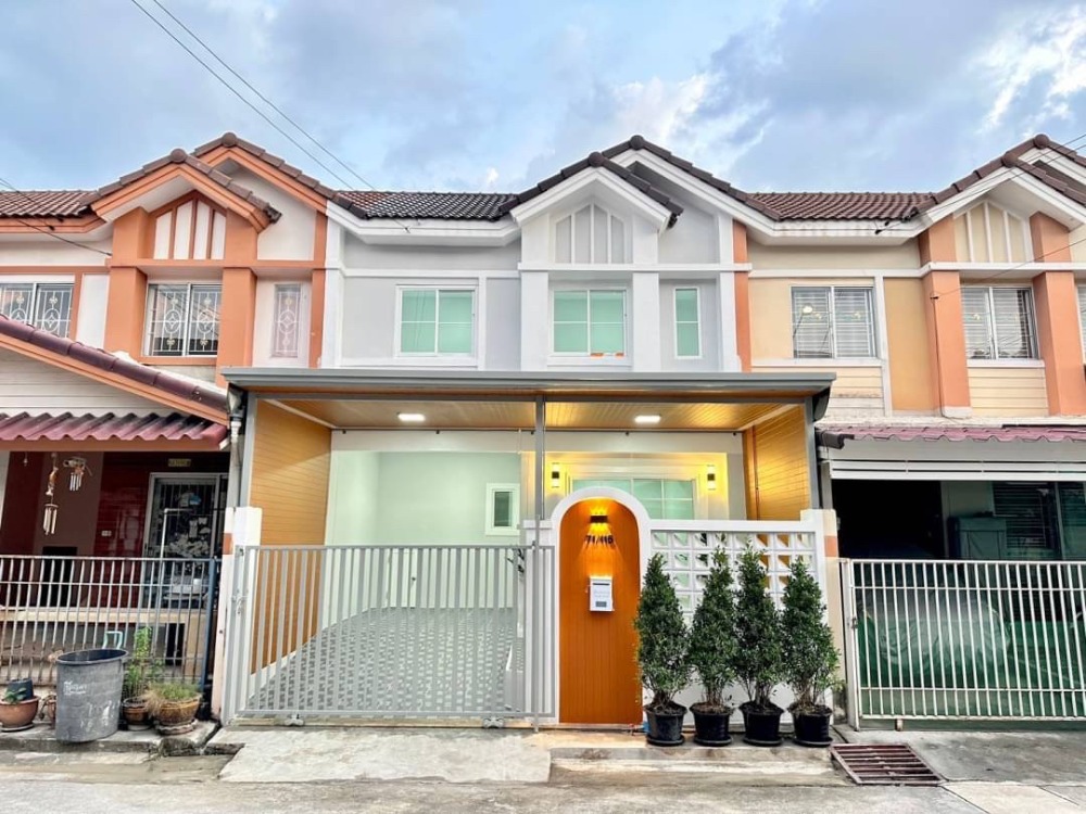 For SaleTownhouseNonthaburi, Bang Yai, Bangbuathong : Beautiful house near Bang Yai-Kanchanaburi Motorway